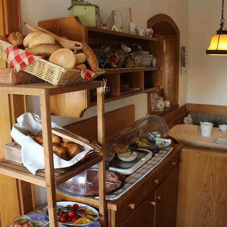 Fruhstuckspension Helmhof Maison d'hôtes 2*