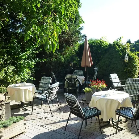 Maison d'hôtes Fruhstuckspension Helmhof 2*